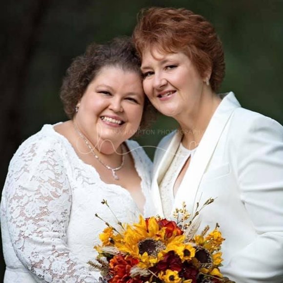 Profile Picture of Lora Godeaux (@loragodeaux) on Poshmark