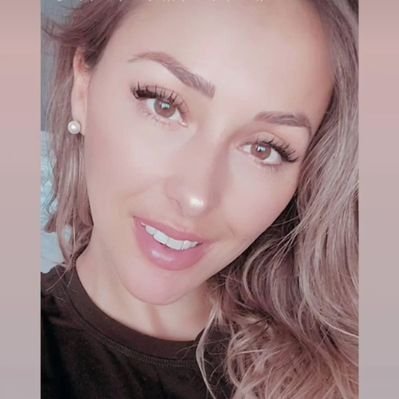 Profile Picture of Jocelyn Silva (@kicha321) on Twitter