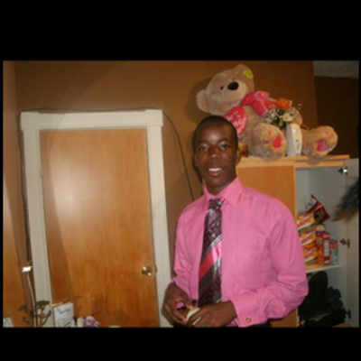 Profile Picture of Kenneth Somerville (@LifeIsWhatUMak3) on Twitter