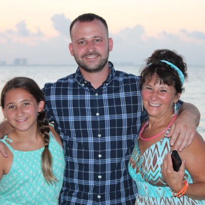 Profile Picture of Michael Schrey (@MichaelSchrey) on Twitter