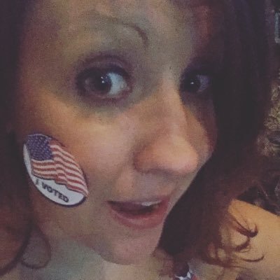 Profile Picture of  ☀️ Stephanie Williamson  ☀️ (@inomniaparatus9) on Twitter