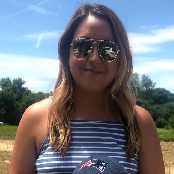 Profile Picture of Julie Krustapentus (@jkrusta) on Poshmark