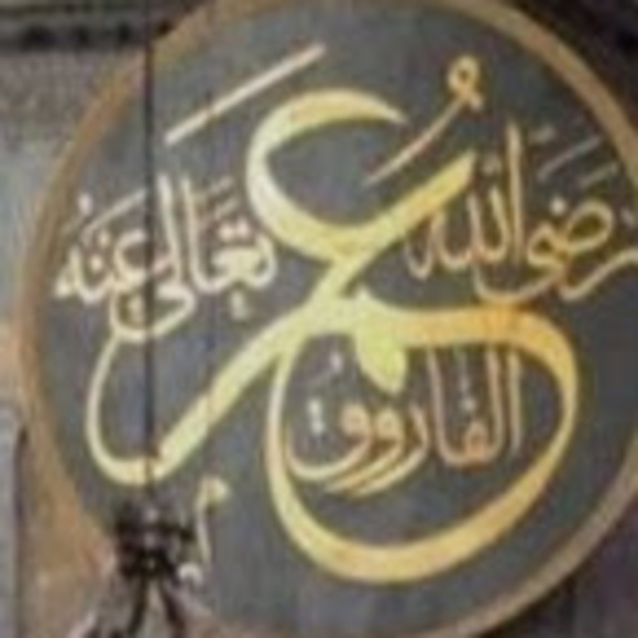 Profile Picture of Hanna Lara (@hannalara496) on Poshmark