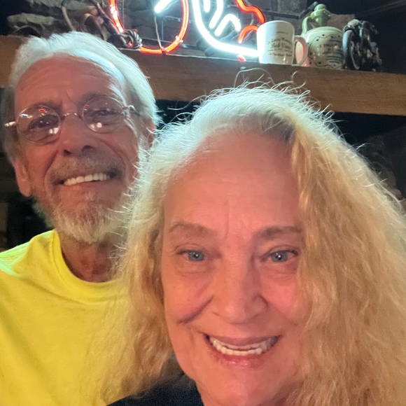 Profile Picture of Candace Bailey (@candacebailey20) on Poshmark