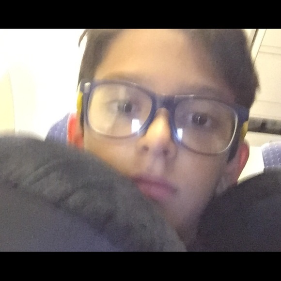 Profile Picture of Ziv Vayner (@zvayner5) on Poshmark