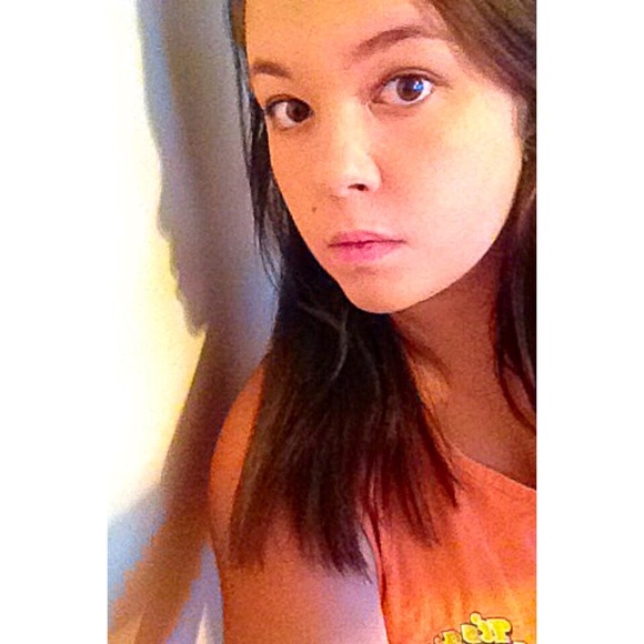 Profile Picture of Abby Creasman (@aac123) on Poshmark