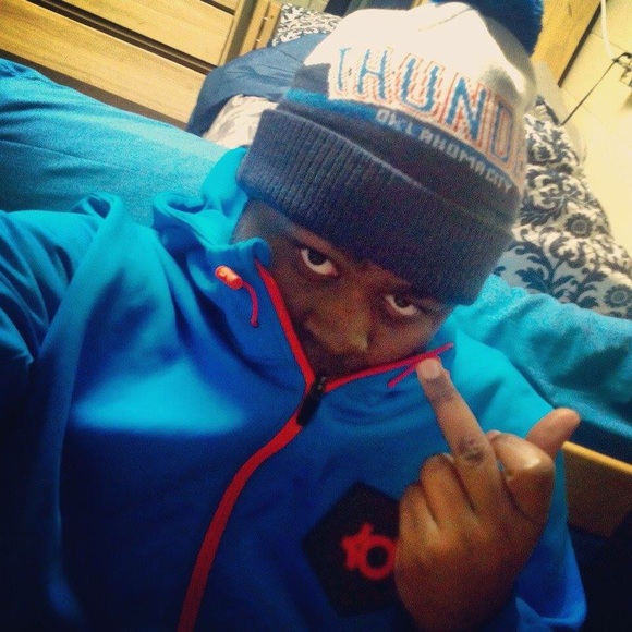 Profile Picture of Michael Hurd (@mikehurd) on Poshmark