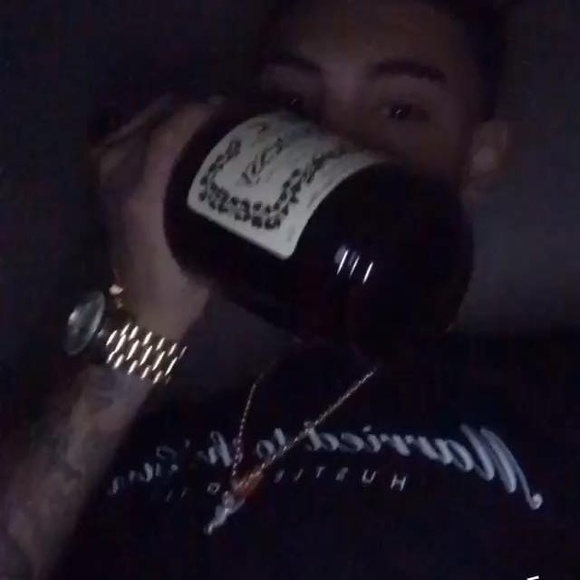 Profile Picture of Michael Negron (@svgmike) on Poshmark