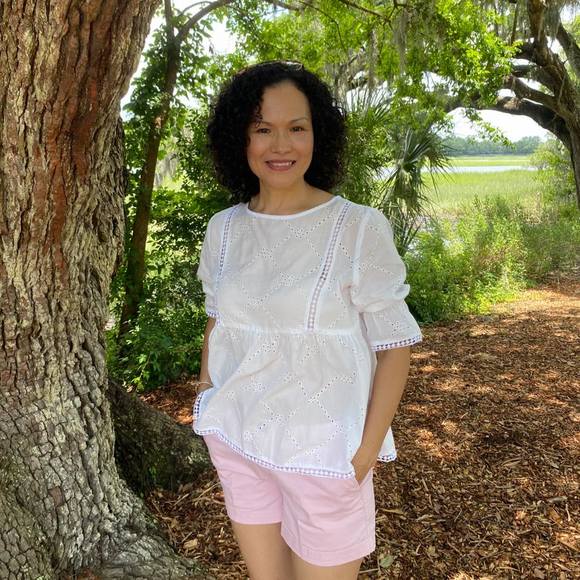 Hilda Webb - Poshmark Profile Picture of Hilda Webb (@hildawebb) on Poshmark