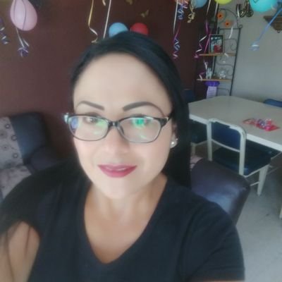 Profile Photo of Haydee Vazquez (@HaydeeVazquez17) on Twitter