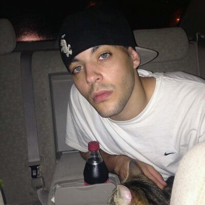 Profile Picture of Tim Dee (@Timdee07) on Twitter