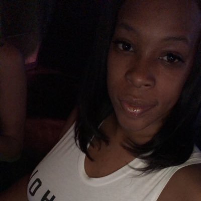 Profile Picture of Michele Nicole Holt (@Leos_Chick) on Twitter