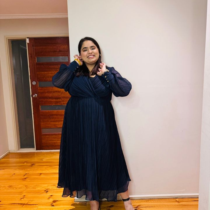 Profile Picture of Anshika Sharma (@vashisht_anshika) on Tiktok