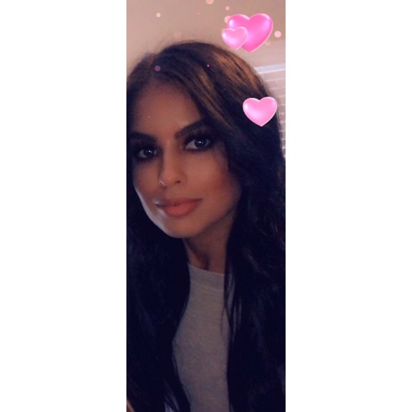 Profile Picture of Dixie Stevenson (@dixiestevenson) on Poshmark