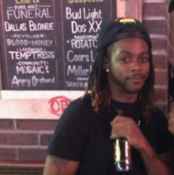 Profile Picture of Adrian Faison (@adrianff) on Poshmark