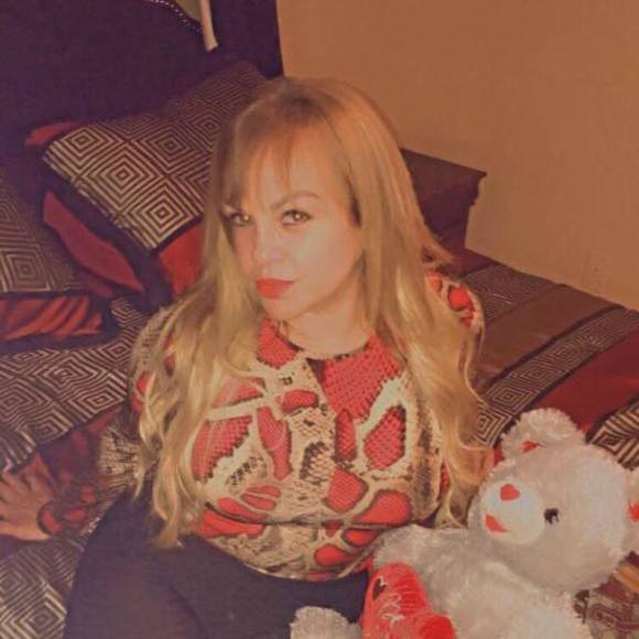 Profile Picture of Annie Linfernal (@anniemunequa24) on Poshmark