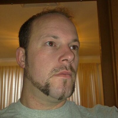 Profile Picture of Warrick Lee (@warrick_lee) on Twitter
