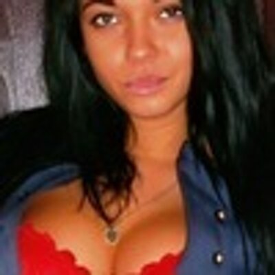 Profile Picture of Daniela Cooper (@BryantDaniela) on Twitter