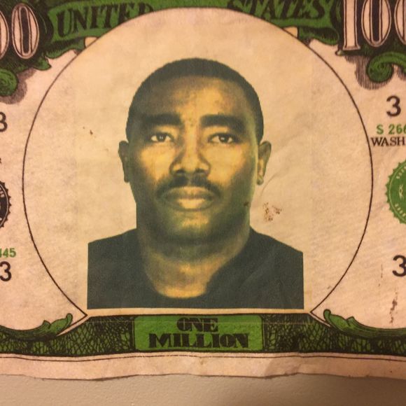 Profile Picture of Raymond Moore (@raymond_moore) on Poshmark