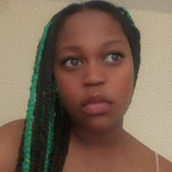 Profile Picture of Maureen Njeru (@angelicah327) on Poshmark