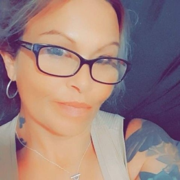 Profile Picture of Nat Charleston (@nat_charleston) on Poshmark