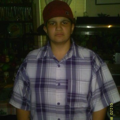 Profile Picture of Irisflores (@FloresIris19) on Twitter