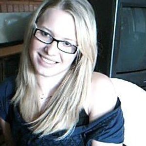 Profile Picture of Nicole Salter (@321886433) on Myspace