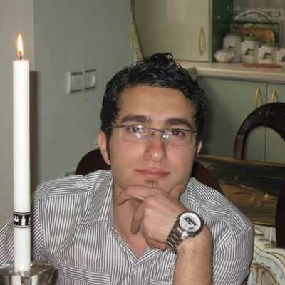 Profile Picture of Nima Sharifi (@nima_vampire) on Twitter