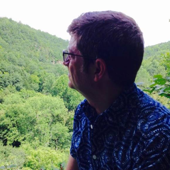 Profile Picture of David Whitcomb (@dhw9) on Poshmark