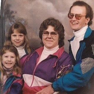 Profile Picture of Pam Schlueter (@Pam-Schlueter) on Facebook