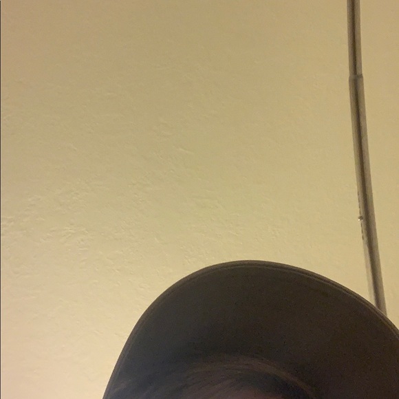 Profile Picture of Matthew Mussett (@matthew_mussett) on Poshmark