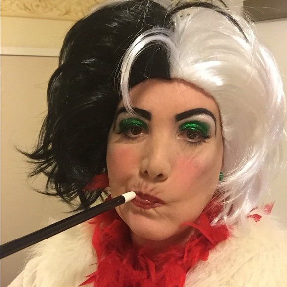 Profile Picture of Lydia Steverson (@lydiasteverson) on Poshmark