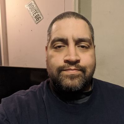 Profile Picture of Michael Becerra (@mikebe79) on Twitter