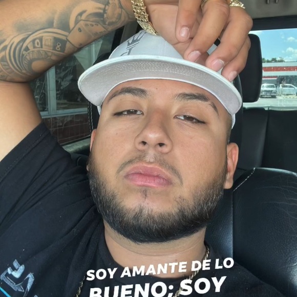 Profile Picture of Andres Gutierrez (@andresg77) on Poshmark