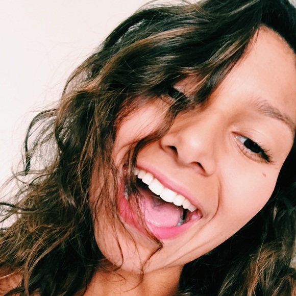 Profile Picture of Noa David (@noa12345) on Poshmark