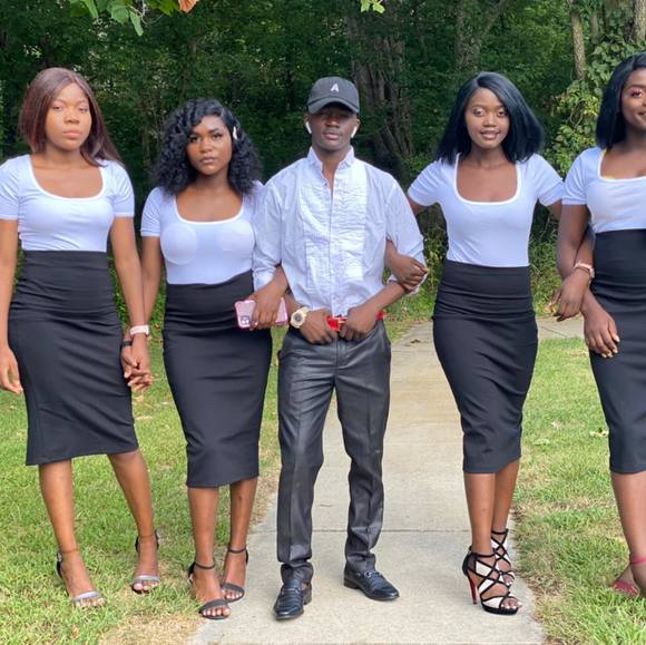 Profile Picture of Abraham Tusiime phillips (@abrahamtusii618) on Poshmark