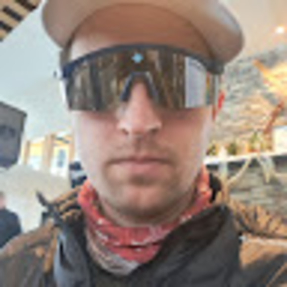 Profile Picture of Shawn Filson (@filsonshawn) on Poshmark