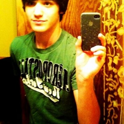 Brandon Lustek - Twitter Profile Picture of Brandon Lustek (@ThatDereTroll) on Twitter