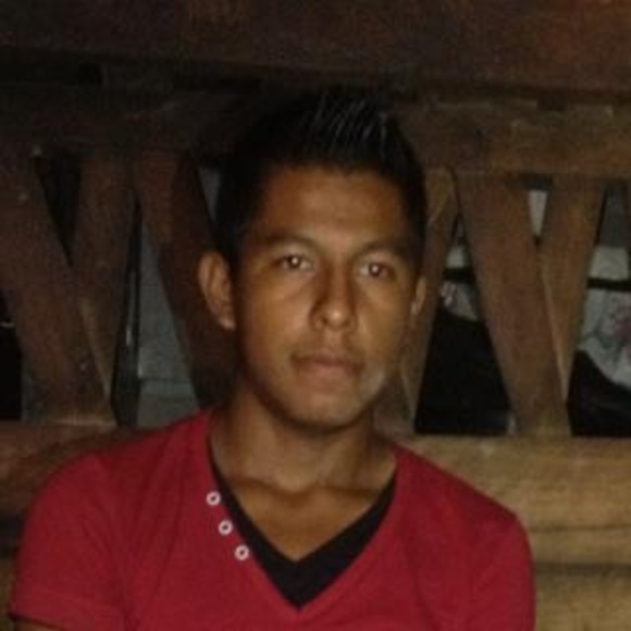 Profile Picture of Carlos emanuel Isabel ortega (@walcker) on Poshmark