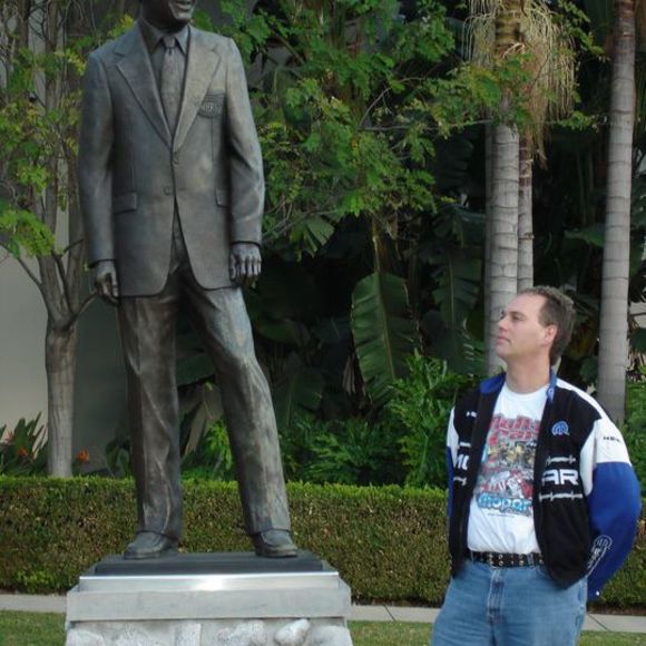 Profile Picture of Shawn Fischer (@sfcuda) on Poshmark