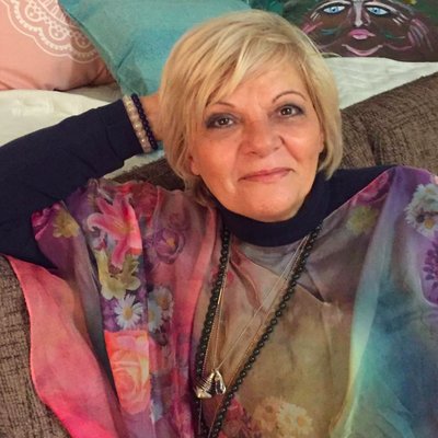 Alice Mini Wonders - Twitter Profile Picture of Alice Mini Wonders (@alicemarques55) on Twitter