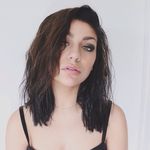 andrea russett's outfits - Instagram Profile Picture of andrea russett's outfits (@andweasoutfits) on Instagram