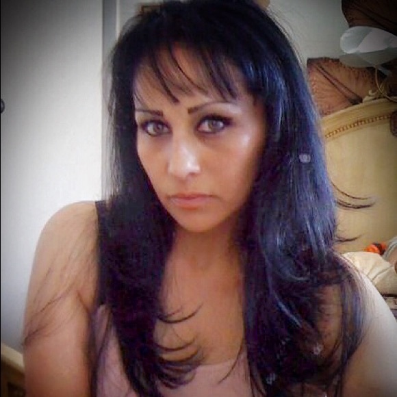 Profile Picture of Erika Ojeda (@erikaojeda1902) on Poshmark