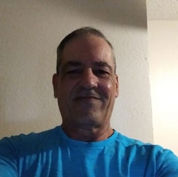 Profile Picture of Michael Avery (@michaelavery117) on Poshmark