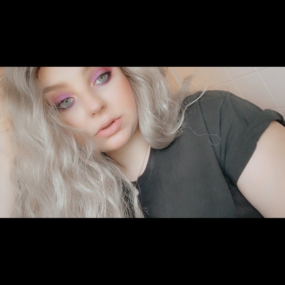 Profile Picture of Demi Mitchell (@demiharris821) on Poshmark