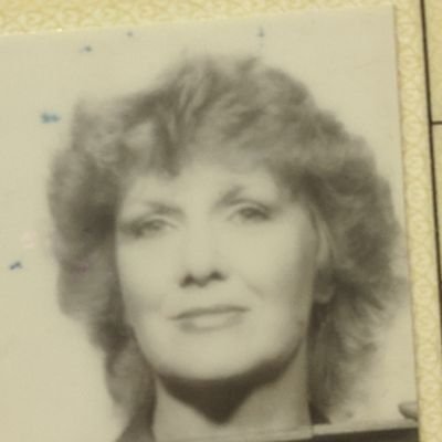Profile Picture of Lenore McGee (@LenoreMcGee9) on Twitter