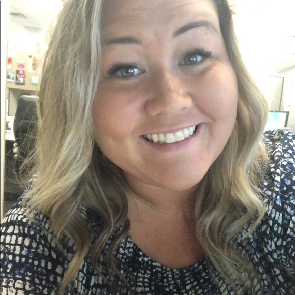 Profile Picture of Monica Stakemiller (@m_stakemiller) on Poshmark