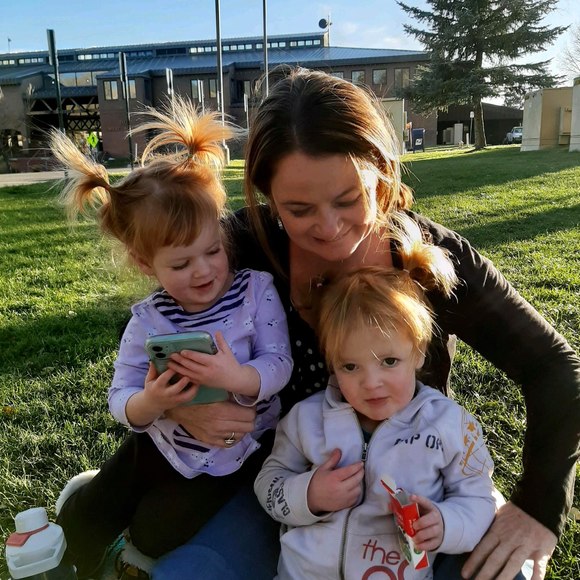 Profile Picture of Kendra Renyer (@krenyer1) on Poshmark