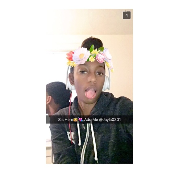 Profile Picture of Jayla Mitchell (@jayla_0301) on Poshmark