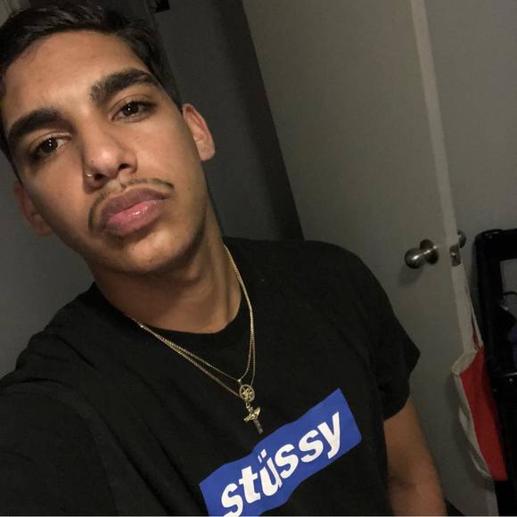 Profile Picture of Glenn Lee ellis (@glennlee505) on Poshmark